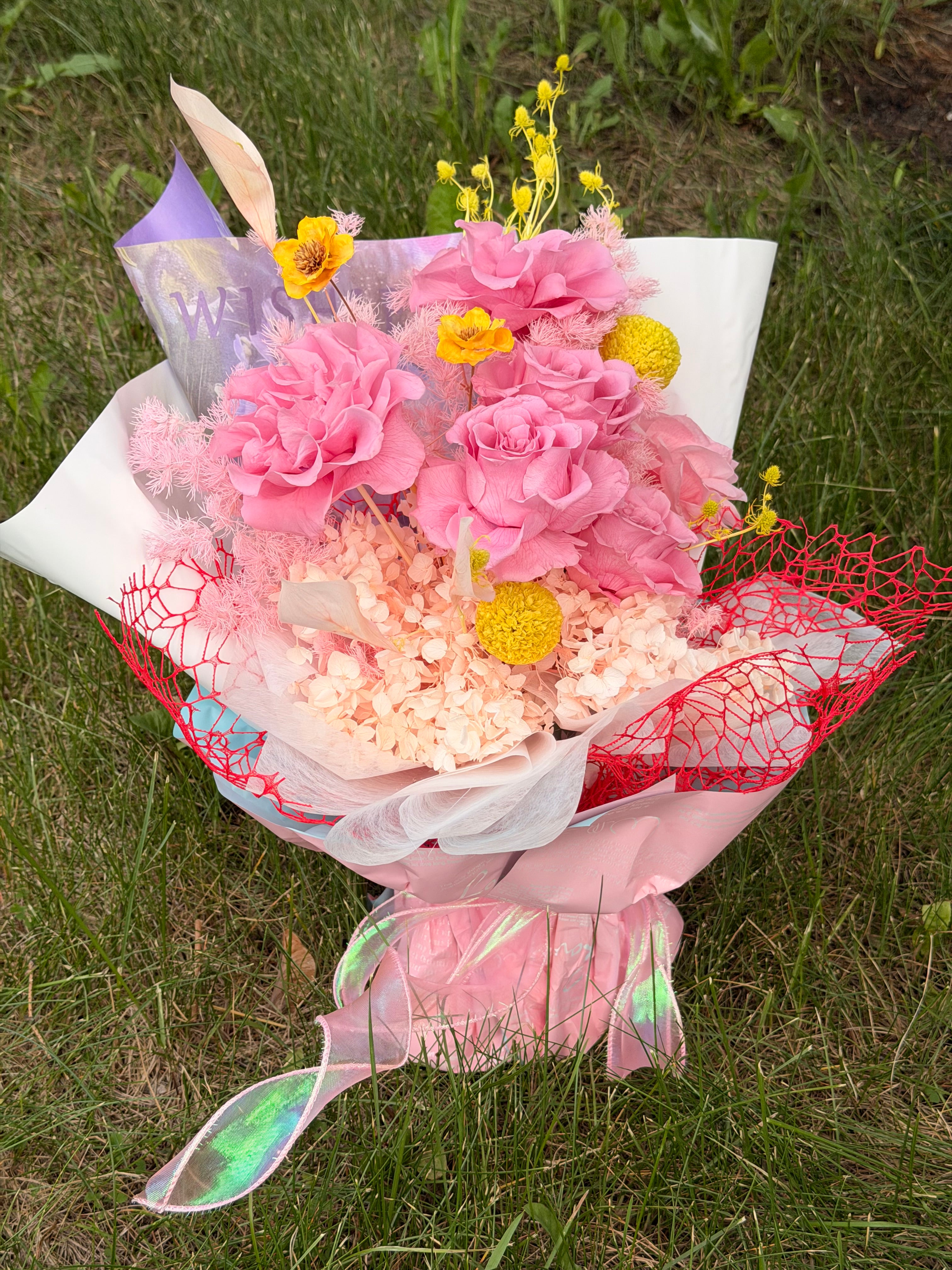 Bouquet of 6 pink roses